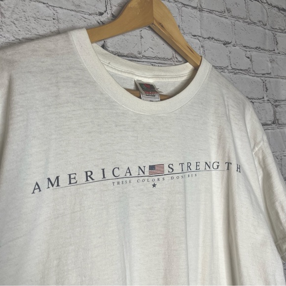 Vintage American Patriotic Spell out T-shirt Size XL - Picture 2 of 4